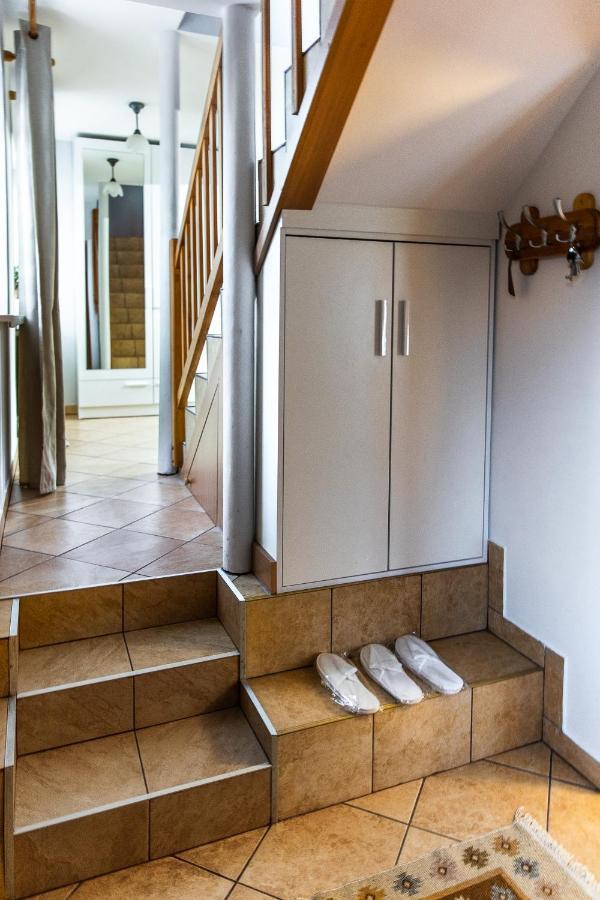 Gromadzyn Sie - Pod Wyciagiem Apartment Ustrzyki Dolne